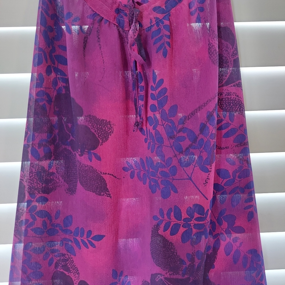 Express Racerback Blouse - Picture 3 of 3